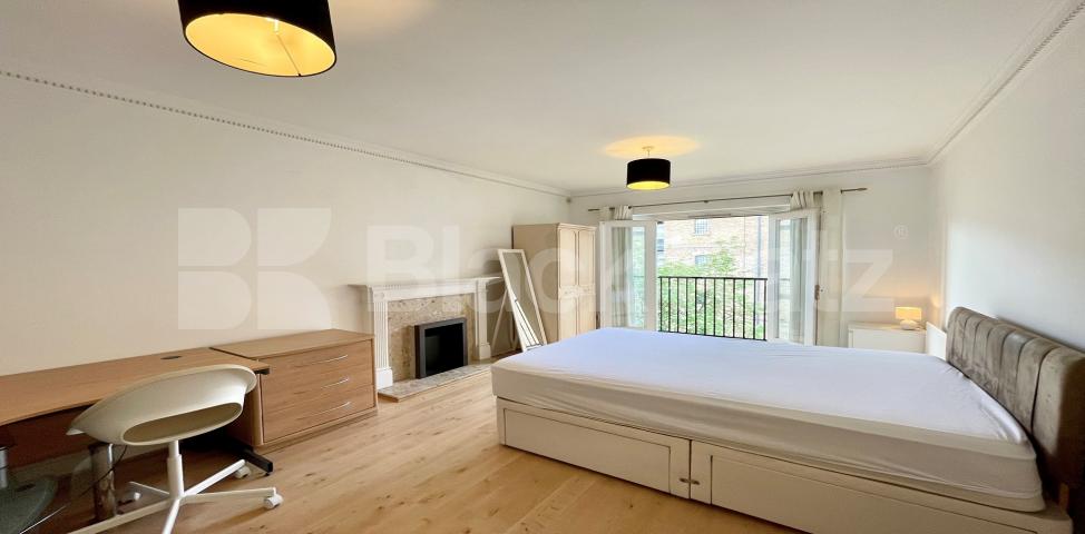 			LET , 3 Bedroom, 2 bath, 0 reception Apartment			 Leathermarket Court - Leathermarket Street, London Bridge